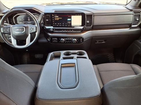 Used 2024 GMC Sierra 2500 SLE w/ SLE Value Package; image 19