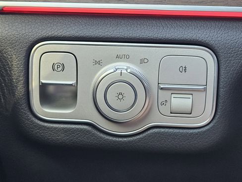 Certified 2025 Mercedes-Benz GLS 450 4MATIC image 22