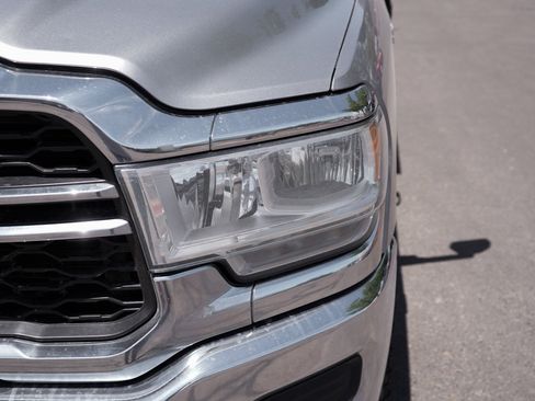 Used 2019 RAM 2500 Tradesman AWD/4WD image 4