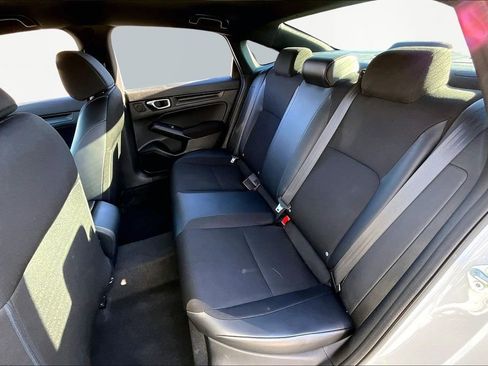 Used 2023 Honda Civic Sport image 18