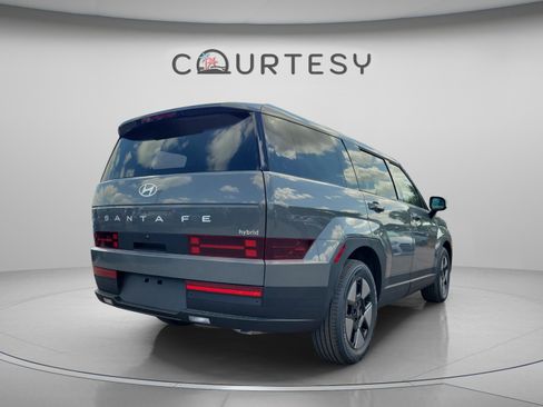 New 2026 Hyundai Santa Fe SE FWD image 3