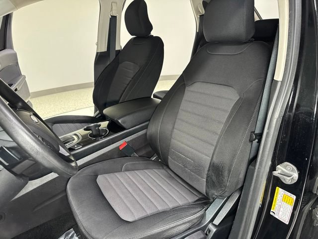 Used 2017 Ford Edge SE AWD/4WD image 12