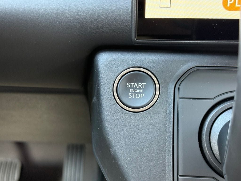 New 2026 Land Rover Defender 110 S AWD/4WD image 23