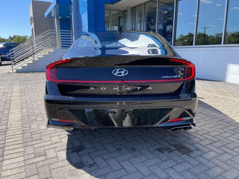 Used 2021 Hyundai Sonata Limited w/ Cargo Package FWD image 4