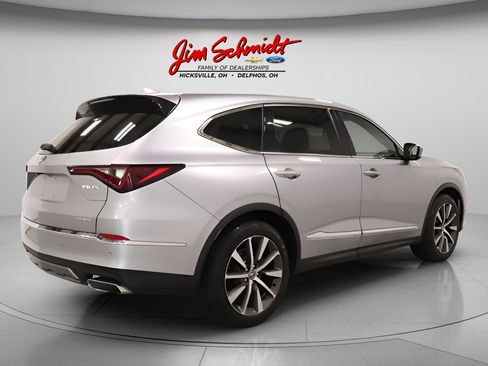 Used 2025 Acura MDX SH-AWD w/ Technology Package image 6