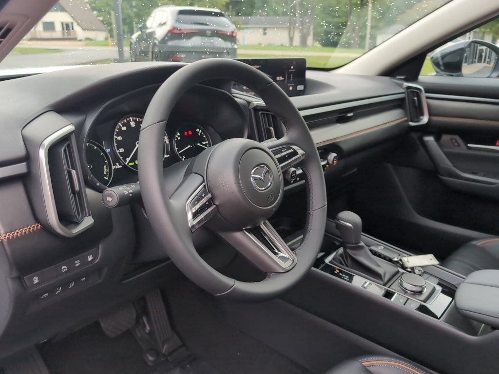 New 2026 MAZDA CX-50 AWD 2.5 Hybrid w/ Cargo Package image 17