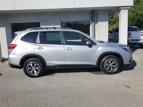 Used 2020 Subaru Forester Premium w/ Popular Package #1 image 7