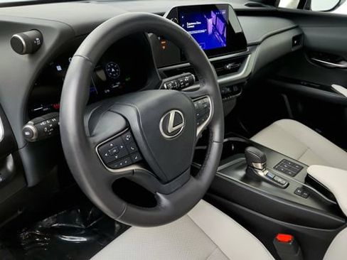 Used 2025 Lexus UX 300h FWD w/ Accessory Package (Z1) image 46