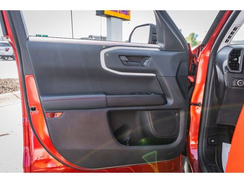 Used 2024 Ford Bronco Sport Heritage w/ Heritage Convenience Package image 6