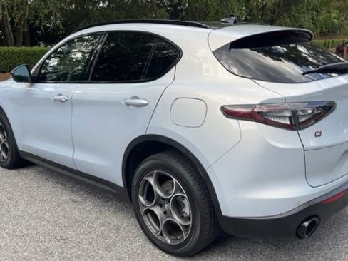 Used 2025 Alfa Romeo Stelvio Sprint AWD/4WD image 7