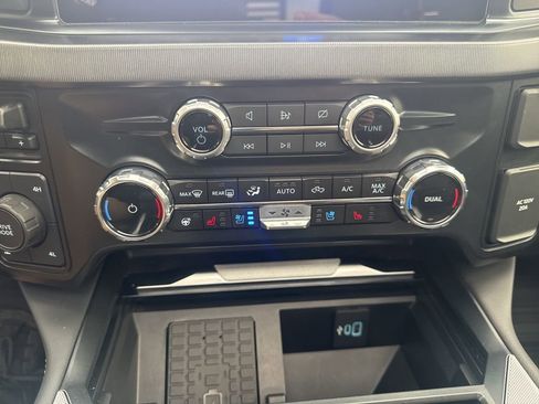 Certified 2024 Ford F350 Platinum AWD/4WD image 4