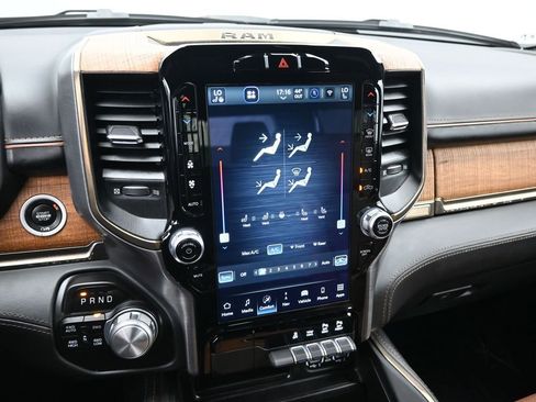 Used 2022 RAM 1500 Limited w/ Body-Colour Bumper Group image 19