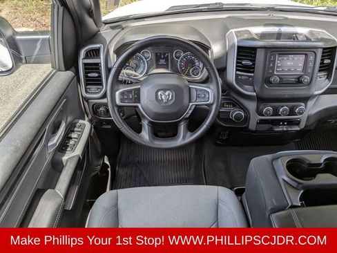Used 2022 RAM 1500 Big Horn RWD image 15