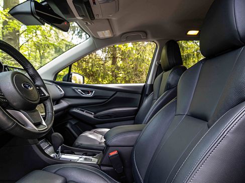 Used 2023 Subaru Ascent Limited image 8