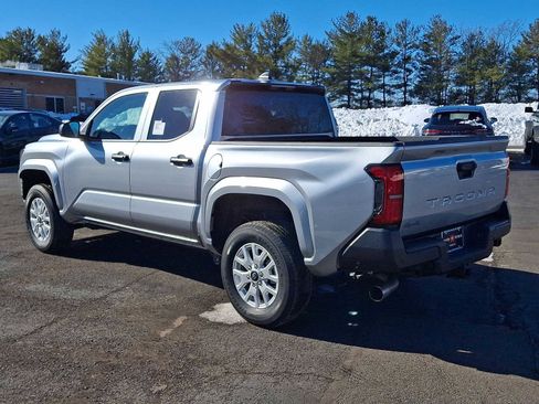 New 2026 Toyota Tacoma SR w/ SR Upgrade Package AWD/4WD image 11