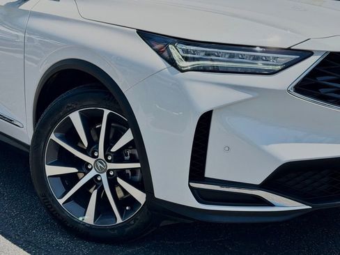 Used 2025 Acura MDX FWD w/ Technology Package image 4