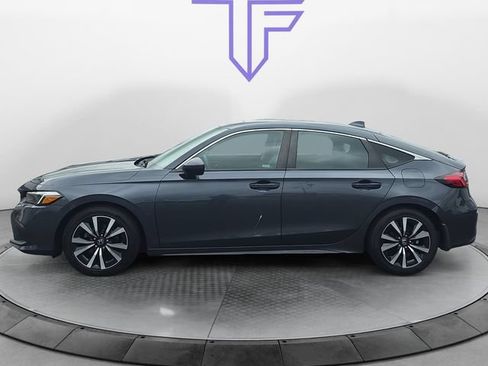 Used 2023 Honda Civic EX-L image 3
