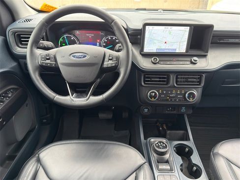 Used 2024 Ford Maverick Lariat w/ Black Appearance Package image 29