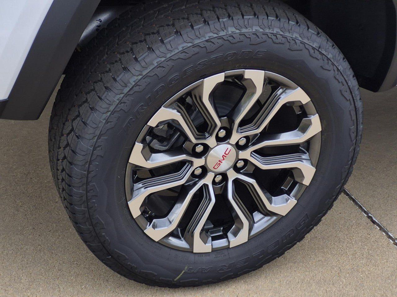 New 2026 GMC Canyon Denali AWD/4WD image 5