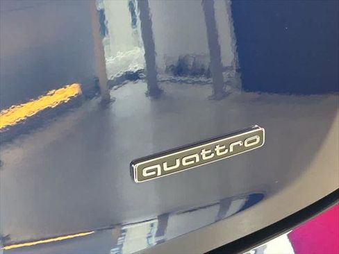 Certified 2025 Audi Q5 2.0T Premium Plus image 23