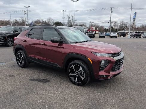 Used 2023 Chevrolet TrailBlazer RS w/ Convenience Package image 8