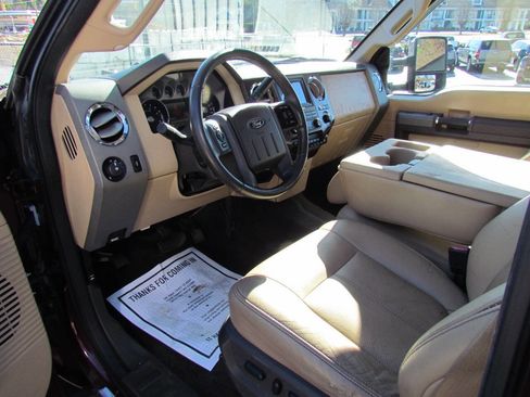 Used 2011 Ford F350 Lariat w/ Lariat Ultimate Pkg image 9