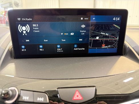 Used 2025 Acura RDX w/Technology Package image 17