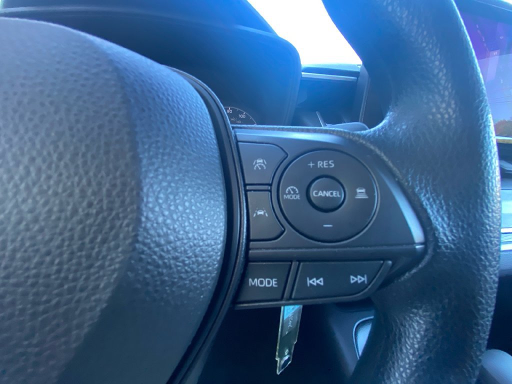Used 2024 Toyota Corolla LE FWD image 19