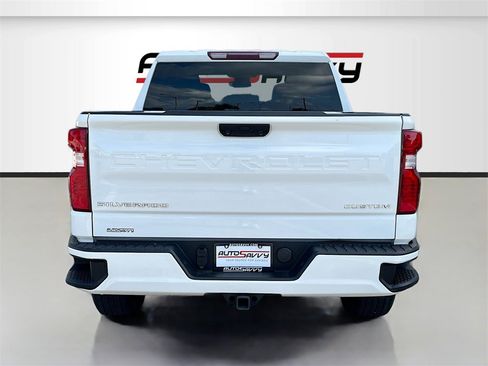Used 2022 Chevrolet Silverado 1500 Custom image 6