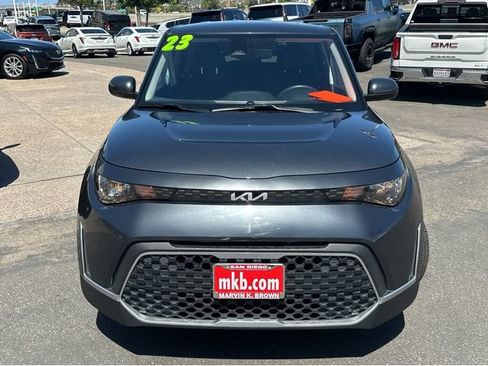Used 2023 Kia Soul LX w/ Option Group 015 FWD image 2