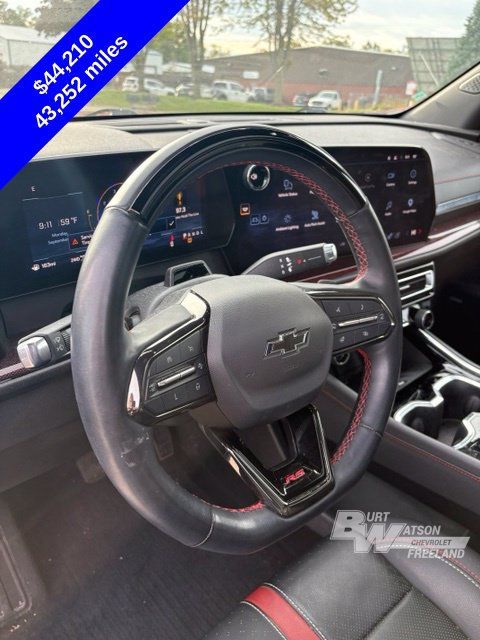 Used 2024 Chevrolet Traverse RS w/ LPO, Floor Liner Package AWD/4WD image 18