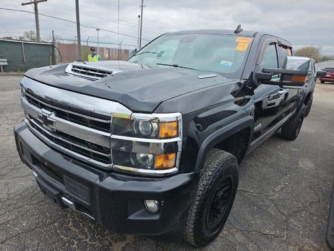 Used 2018 Chevrolet Silverado 3500 High Country AWD/4WD image 1