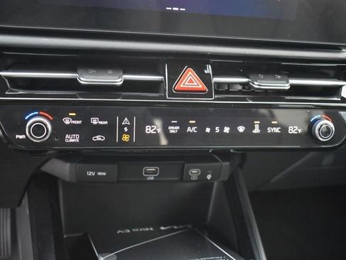 New 2026 Kia Niro Wind image 29