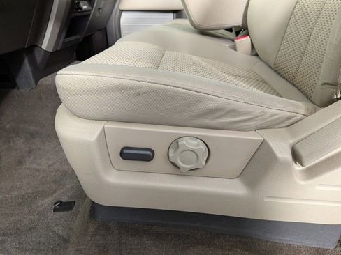 Used 2010 Ford F150 XLT image 15