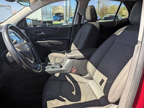 Used 2020 Chevrolet Equinox LT image 11