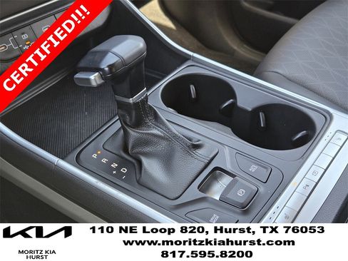 Used 2025 Kia Carnival image 9