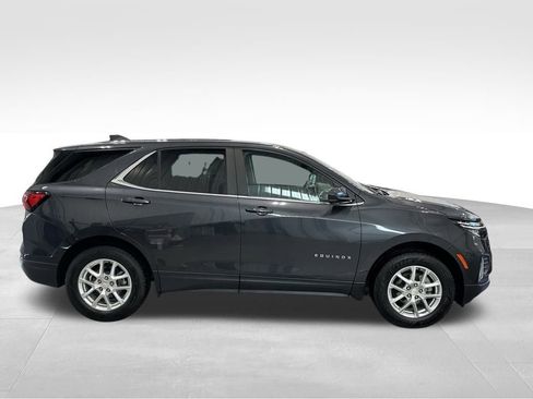 Used 2022 Chevrolet Equinox LT image 10
