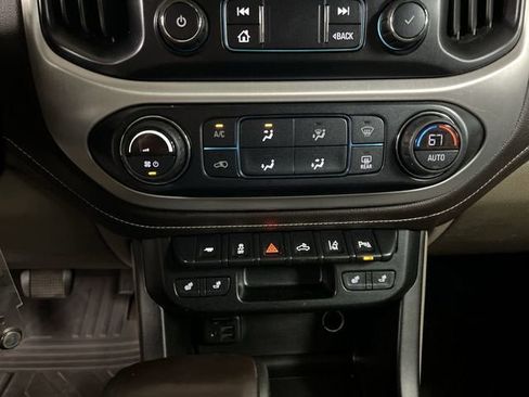 Certified 2019 GMC Canyon SLT w/ Driver Alert Package AWD/4WD image 18