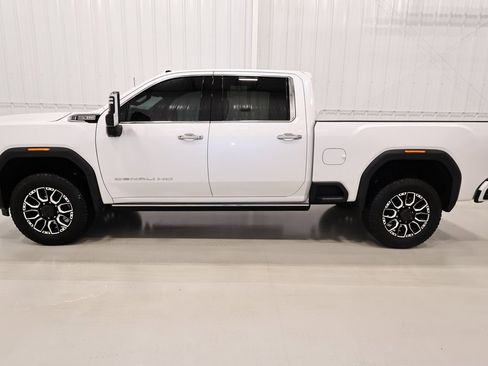 Used 2024 GMC Sierra 2500 Denali w/ Denali Reserve Package image 6