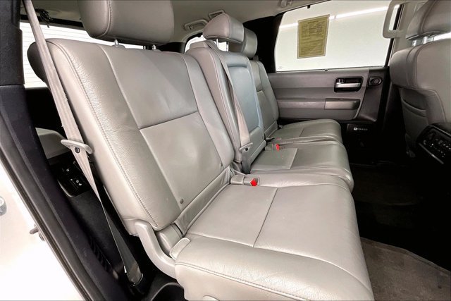 Used 2015 Toyota Sequoia Limited AWD/4WD image 19