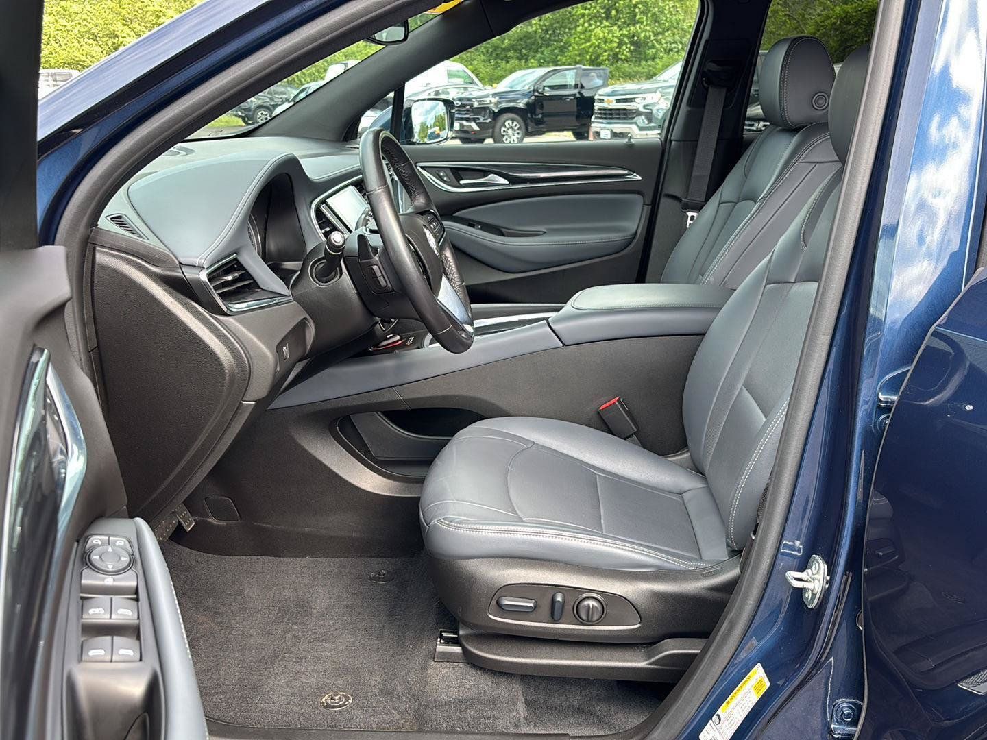 Used 2024 Buick Enclave Essence w/ LPO, Floor Liner Package AWD/4WD image 19