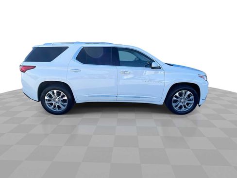 Used 2021 Chevrolet Traverse Premier image 9