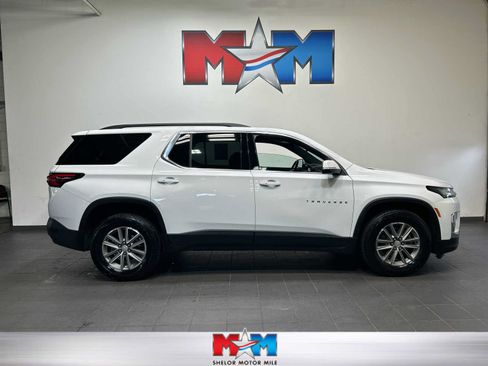Used 2023 Chevrolet Traverse LT AWD/4WD image 1