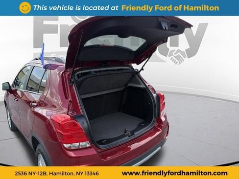 Used 2020 Chevrolet Trax LT w/ Driver Confidence Package AWD/4WD image 47