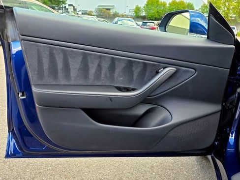 Used 2019 Tesla Model 3 Long Range AWD/4WD image 33