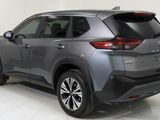 Used 2023 Nissan Rogue SV image 4