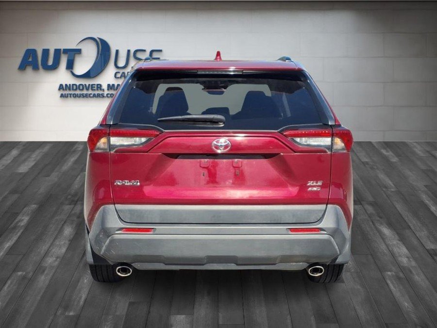 Used 2019 Toyota RAV4 XLE Premium w/ Cold Weather Package AWD/4WD image 6