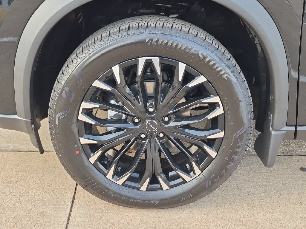 New 2026 Nissan Rogue Dark Armor FWD image 27