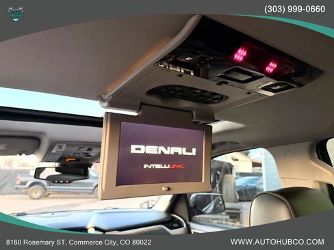Used 2017 GMC Yukon Denali w/ Open Road Package AWD/4WD image 13
