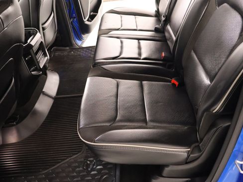 Used 2022 RAM 1500 Laramie w/ Sport Appearance Package image 13